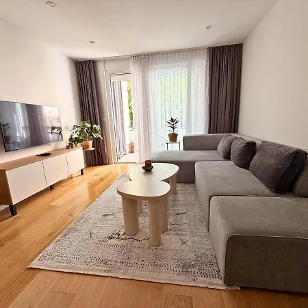 Διαμέρισμα Modern 2br Near Old Bridge